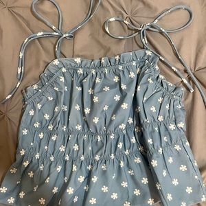 Super cute blue floral shoulder tie top size L